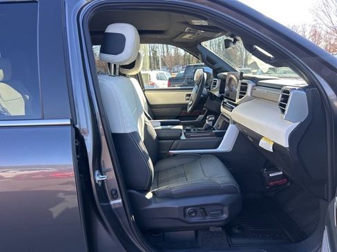 Used 2025 Toyota Tundra Capstone image 18