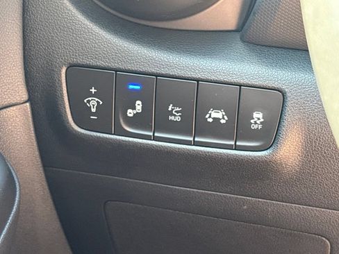 Used 2020 Hyundai Kona Ultimate AWD/4WD image 24