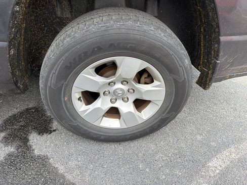 Used 2021 RAM 1500 Big Horn AWD/4WD image 3