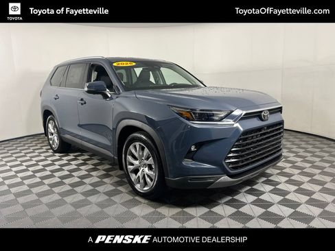 Used 2026 Toyota Grand Highlander FWD image 18