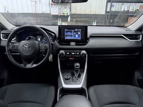 Used 2021 Toyota RAV4 LE w/ Carpet Mat Package (TMS) AWD/4WD image 22