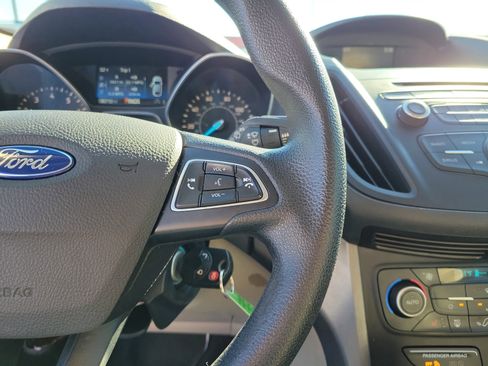Used 2018 Ford Escape SE image 23