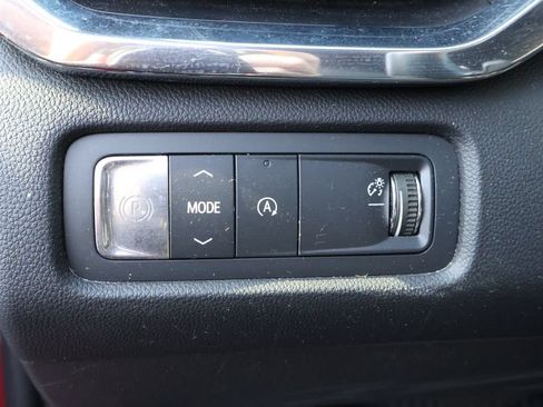 Used 2024 GMC Acadia Elevation FWD image 14