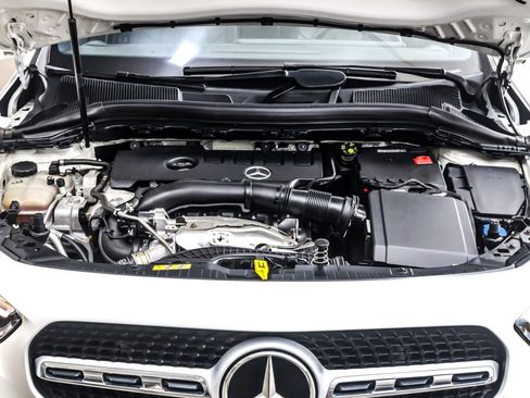 Certified 2021 Mercedes-Benz GLA 250 4MATIC image 12