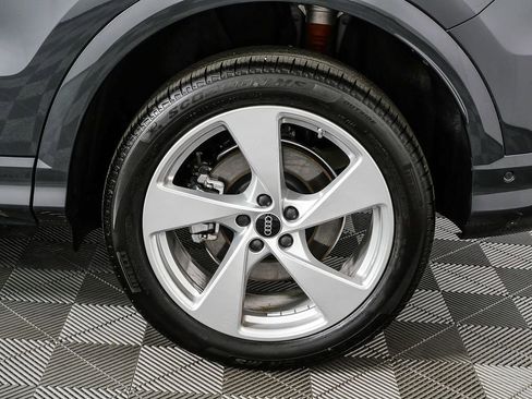 New 2025 Audi Q5 Premium Plus image 38