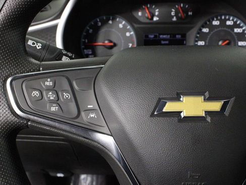 Used 2024 Chevrolet Malibu LT image 24