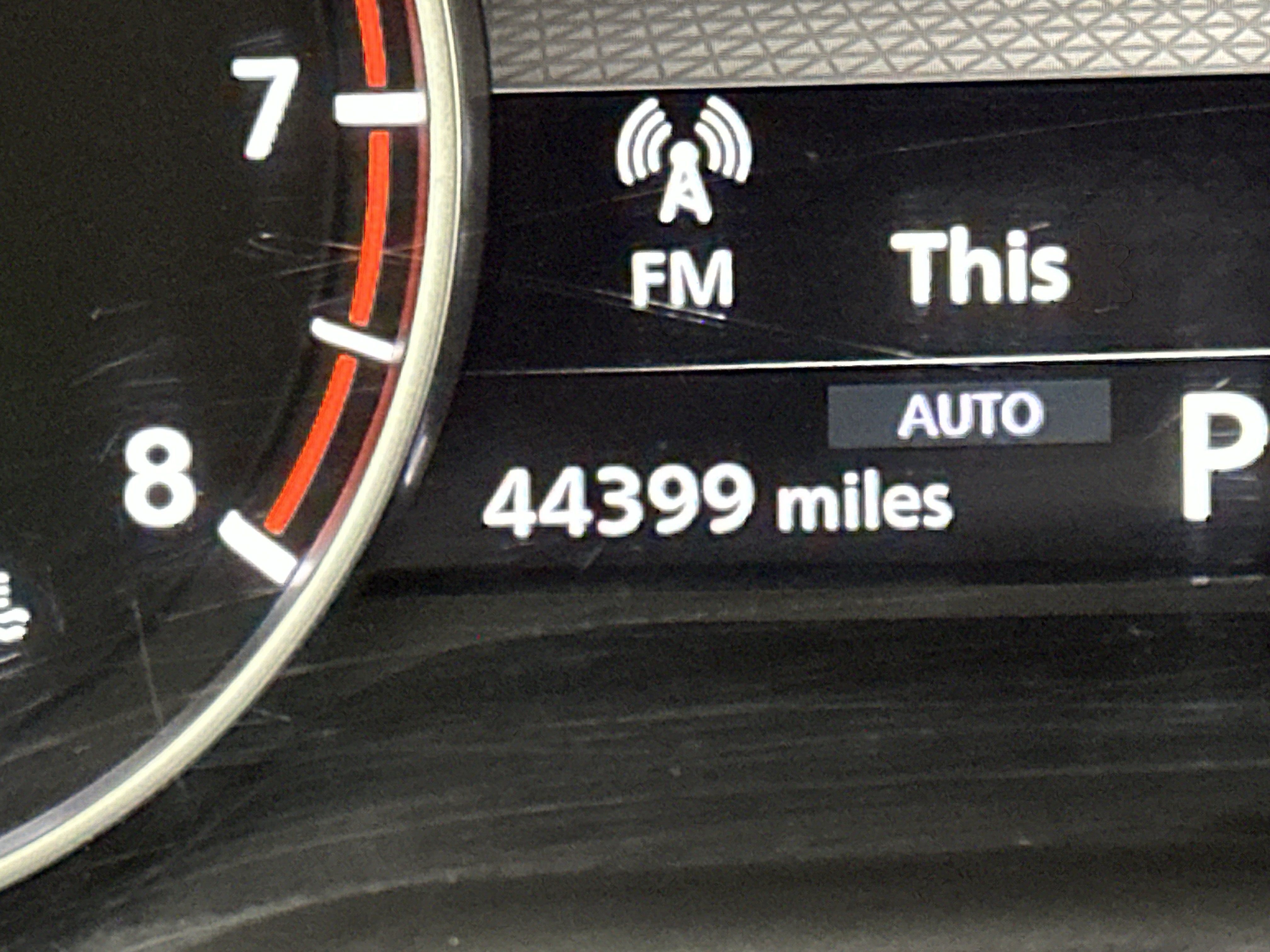 Used 2023 Nissan Rogue S AWD/4WD image 23