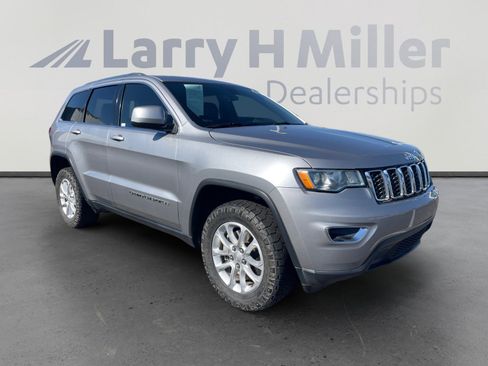 Used 2021 Jeep Grand Cherokee Laredo X image 7
