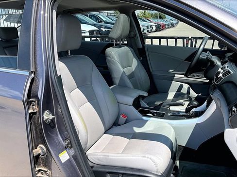 Used 2015 Honda Accord EX-L image 9