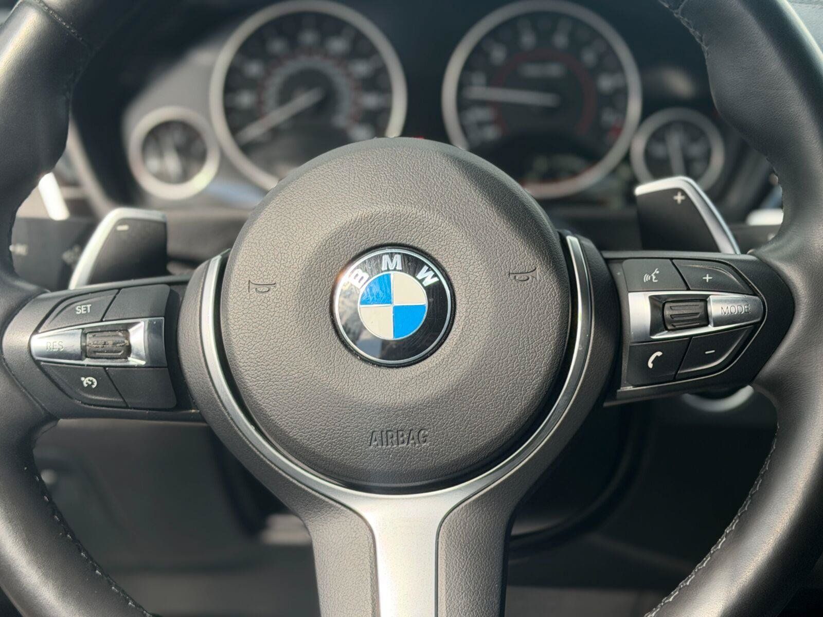 Used 2018 BMW 340i xDrive Sedan AWD/4WD image 15