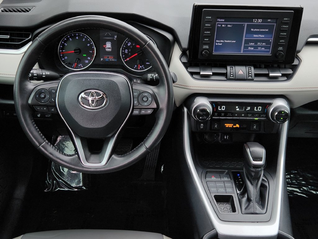 Used 2019 Toyota RAV4 XLE Premium w/ Cold Weather Package AWD/4WD image 3