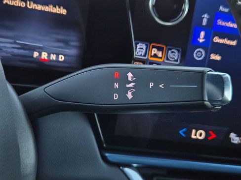 Used 2025 Chevrolet Equinox EV LT w/ Convenience Package image 23