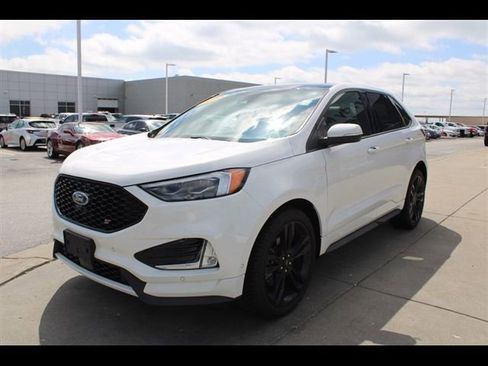 Used 2020 Ford Edge ST w/ Equipment Group 401A AWD/4WD image 3
