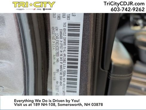 Used 2019 Jeep Grand Cherokee Altitude image 36