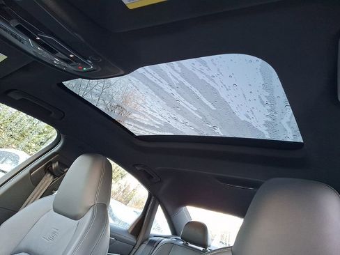 Used 2020 Audi S6 Premium Plus image 11