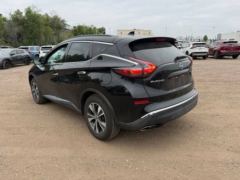 Used 2023 Nissan Murano SV AWD/4WD image 3