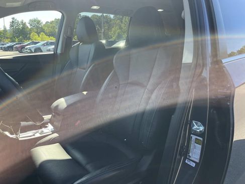 Used 2023 Subaru Ascent Limited AWD/4WD image 27