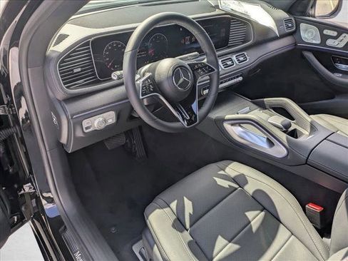 New 2026 Mercedes-Benz GLE 450 4MATIC Coupe image 3