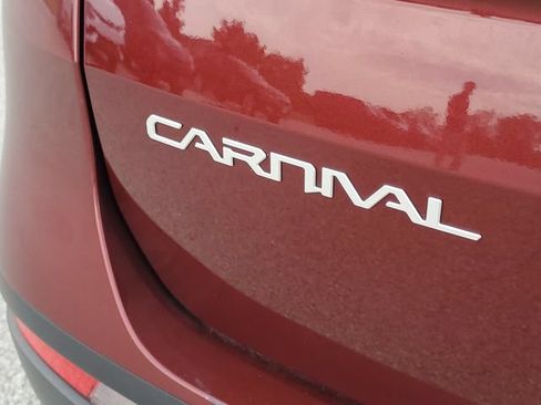 Used 2024 Kia Carnival SX Prestige FWD image 6