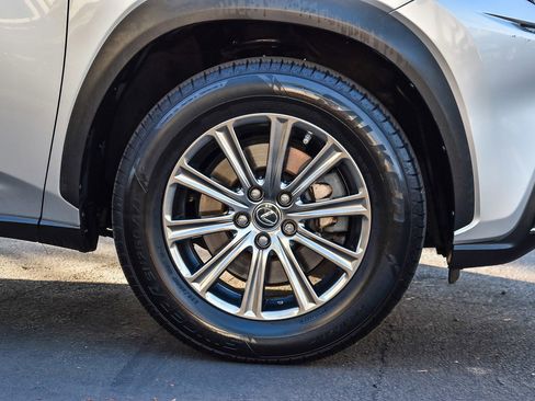 Used 2019 Lexus NX 300 FWD image 9