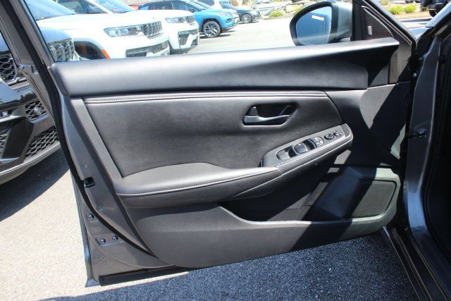 Used 2025 Nissan Sentra S FWD image 18