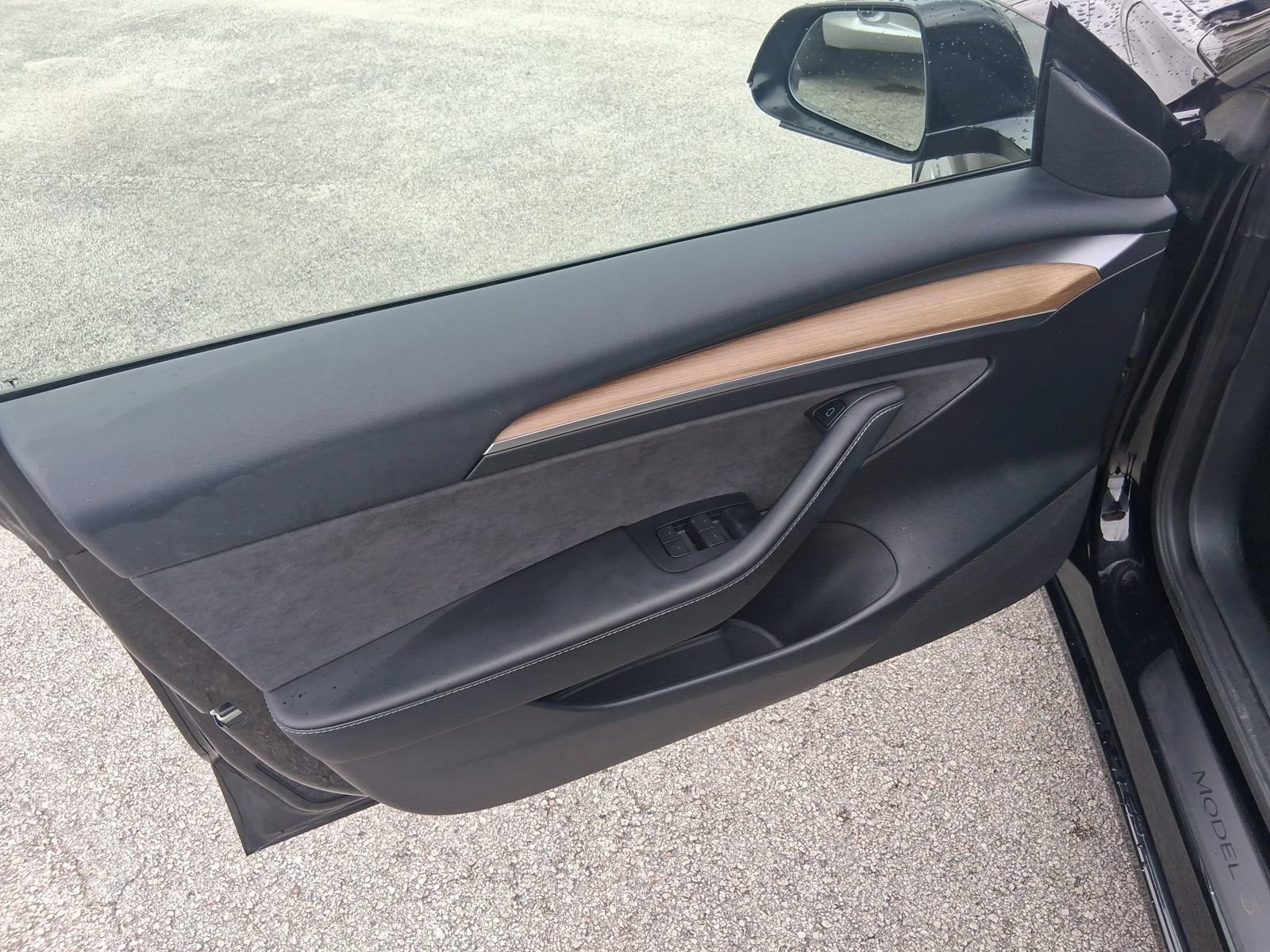 Used 2023 Tesla Model 3 Standard Range RWD image 10
