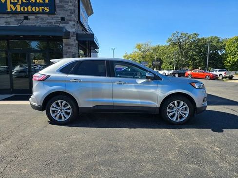 Used 2024 Ford Edge Titanium image 8