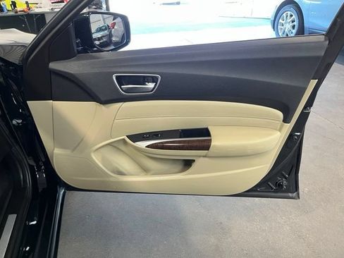 Used 2020 Acura TLX FWD image 13