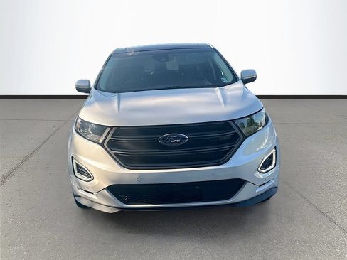 Used 2015 Ford Edge Sport w/ Equipment Group 401A FWD image 2
