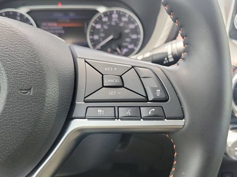 Used 2025 Nissan Sentra SR FWD image 21