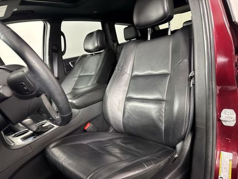 Used 2019 Jeep Grand Cherokee Limited AWD/4WD image 18