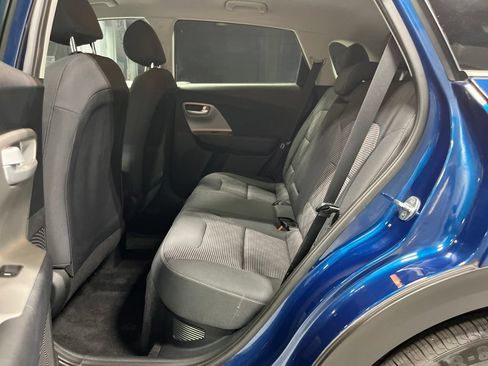 Used 2019 Kia Niro LX FWD image 33