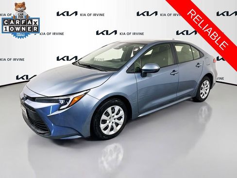 Used 2024 Toyota Corolla LE FWD image 3