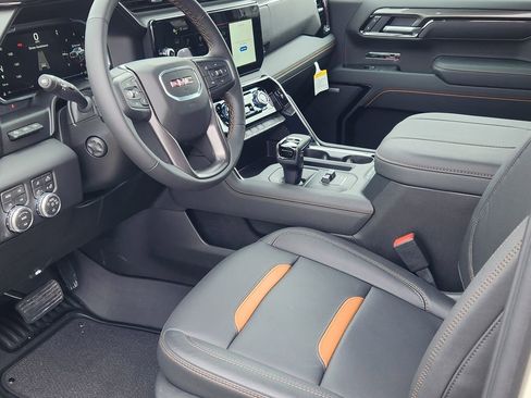 New 2026 GMC Sierra 1500 AT4 w/ AT4 Premium Package image 13