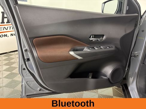 Used 2024 Nissan Kicks SR image 8