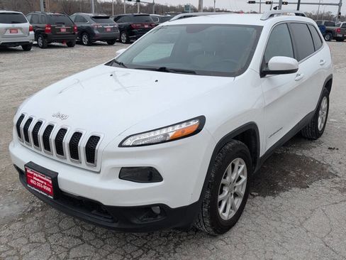 Used 2015 Jeep Cherokee Latitude w/ Cold Weather Group image 7