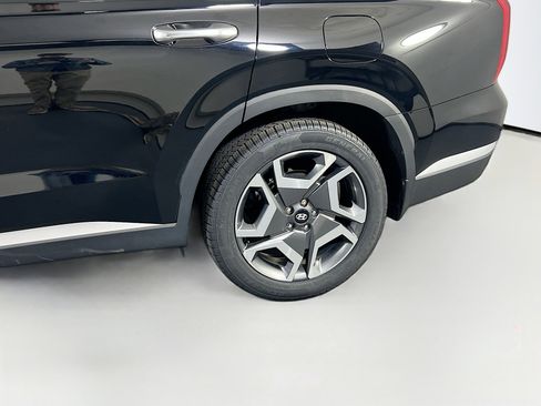 Used 2023 Hyundai Palisade Limited image 32