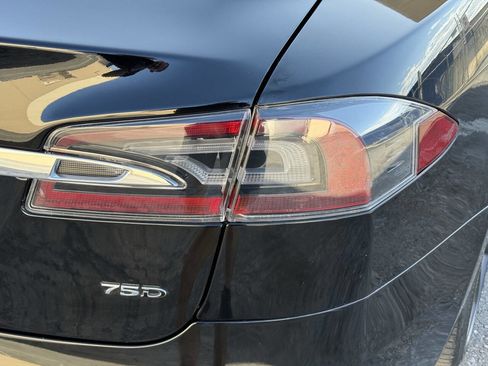 Used 2018 Tesla Model S 75D AWD/4WD image 37