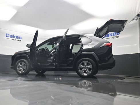 Used 2024 Toyota RAV4 LE AWD/4WD image 60