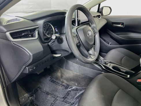 Used 2020 Toyota Corolla LE FWD image 9
