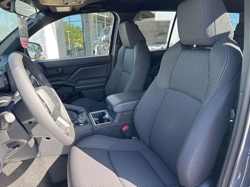 New 2026 Toyota 4Runner SR5 AWD/4WD image 10