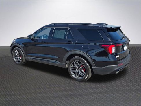 Certified 2025 Ford Explorer ST w/ Sun And Sound Package AWD/4WD image 5