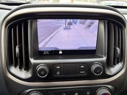 Used 2022 Chevrolet Colorado Z71 image 13