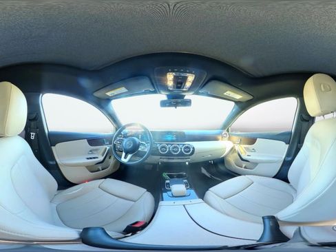 Used 2019 Mercedes-Benz A 220 image 34