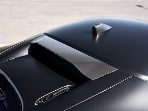 Used 2022 Ferrari SF90 Stradale image 16