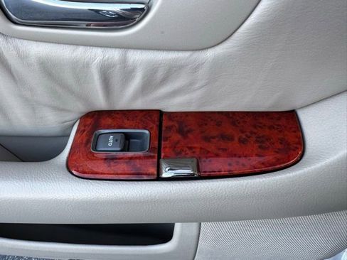 Used 2001 Lexus LS 430 image 13