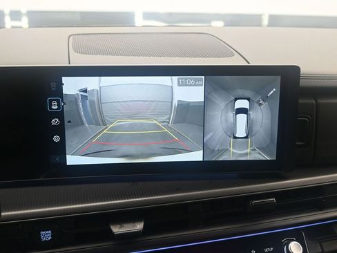 Used 2025 Hyundai Santa Fe Calligraphy image 17