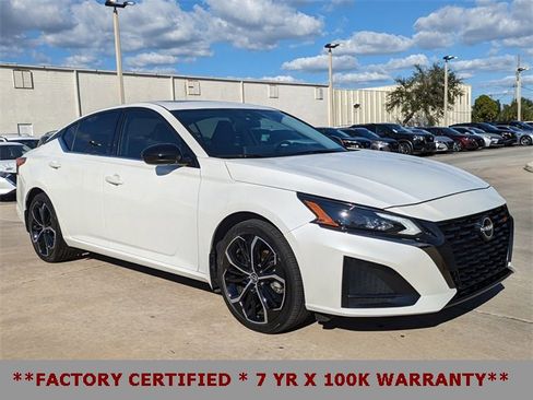 Certified 2024 Nissan Altima 2.5 SR w/ SR Premium Package image 2