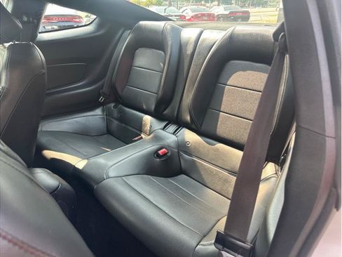 Used 2019 Ford Mustang Premium RWD image 9