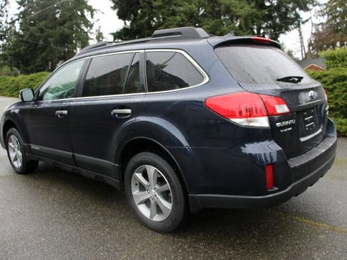 Used 2014 Subaru Outback 2.5i Limited image 4